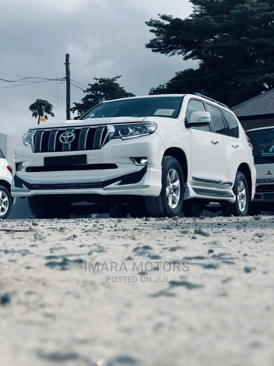 Toyota Land Cruiser 2021 White
