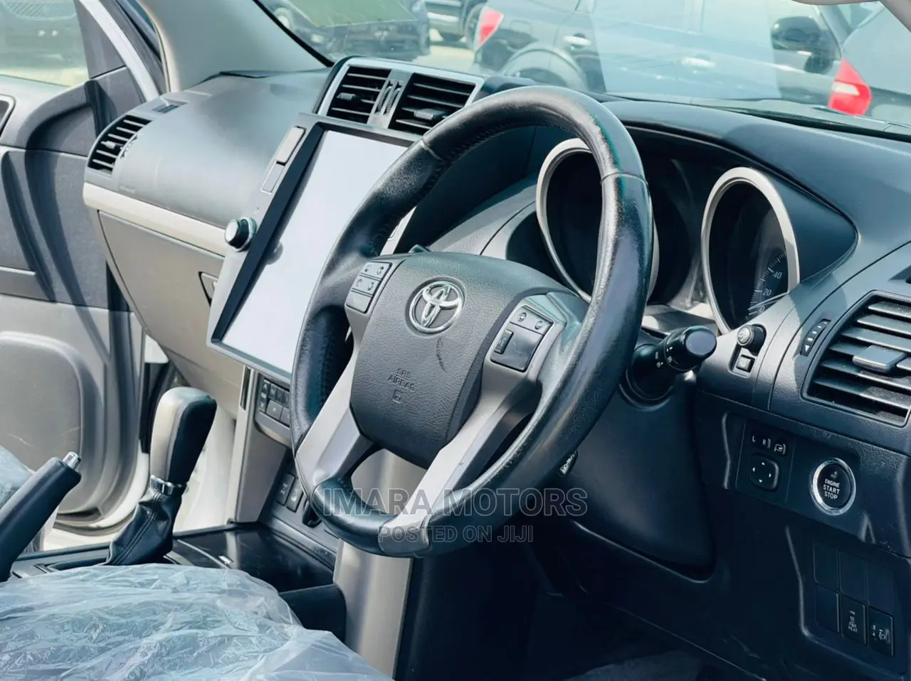 Toyota Land Cruiser 2021 White