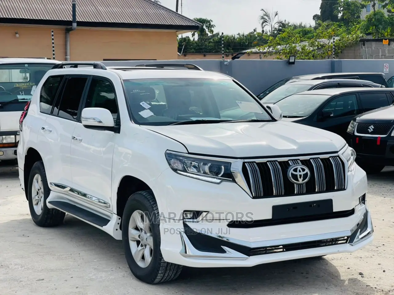 Toyota Land Cruiser 2021 White