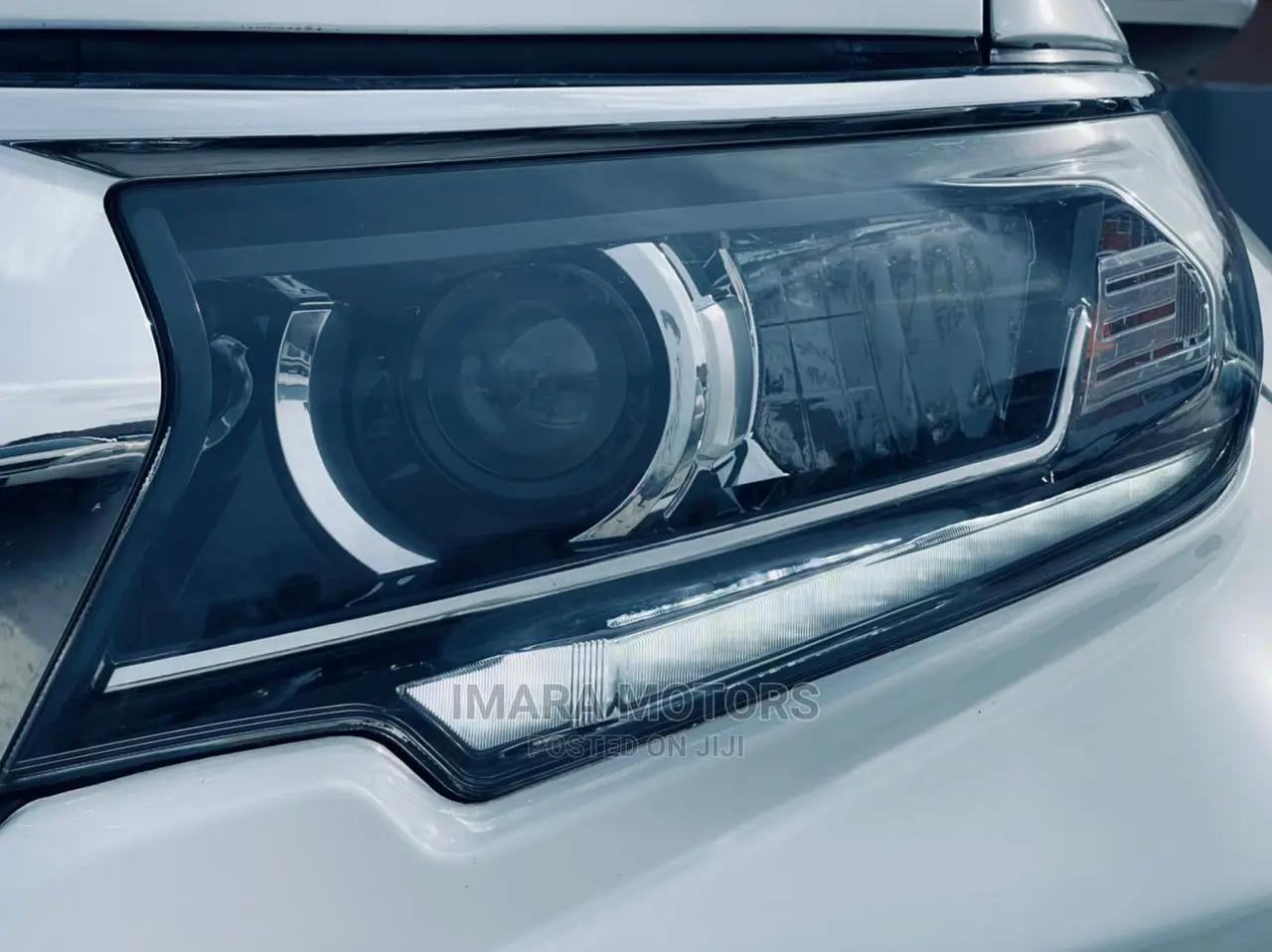 Toyota Land Cruiser 2021 White