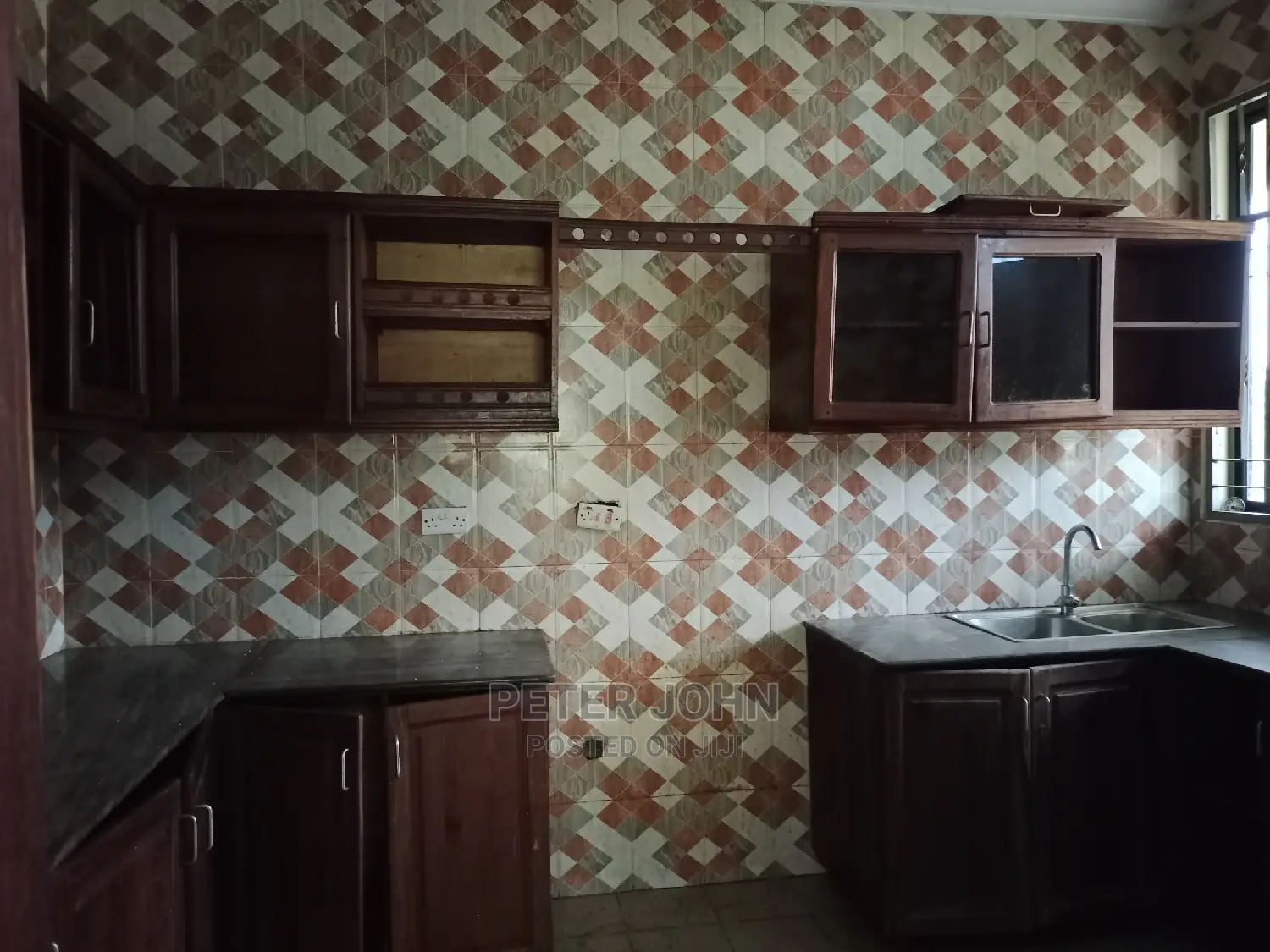3bdrm Apartment in Mikocheni for rent