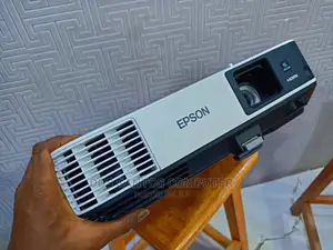 EPSON Eb 2065 Full HD 350 Inches Display