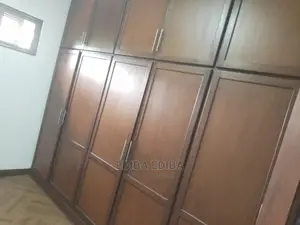 5bdrm House in Ediba Be Real Estate, Arusha for Rent