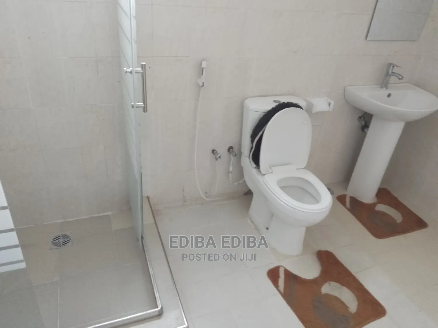 Furnished 7bdrm House in Ediba Real Estate, Central Business Area