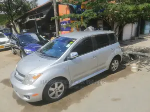 Toyota IST 2006 Silver