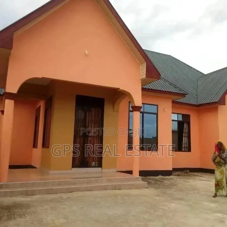 Three Bedroom House In Kibada Kigamboni For Sale