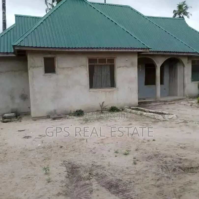 Three Bedroom House In Kisiwani For Sale