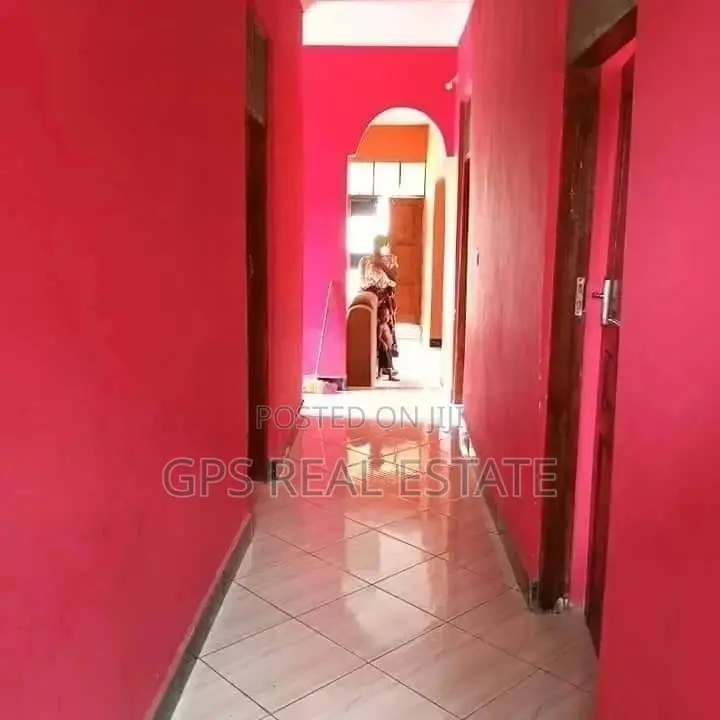 Three Bedroom House In Tabata Lawiti For Sale