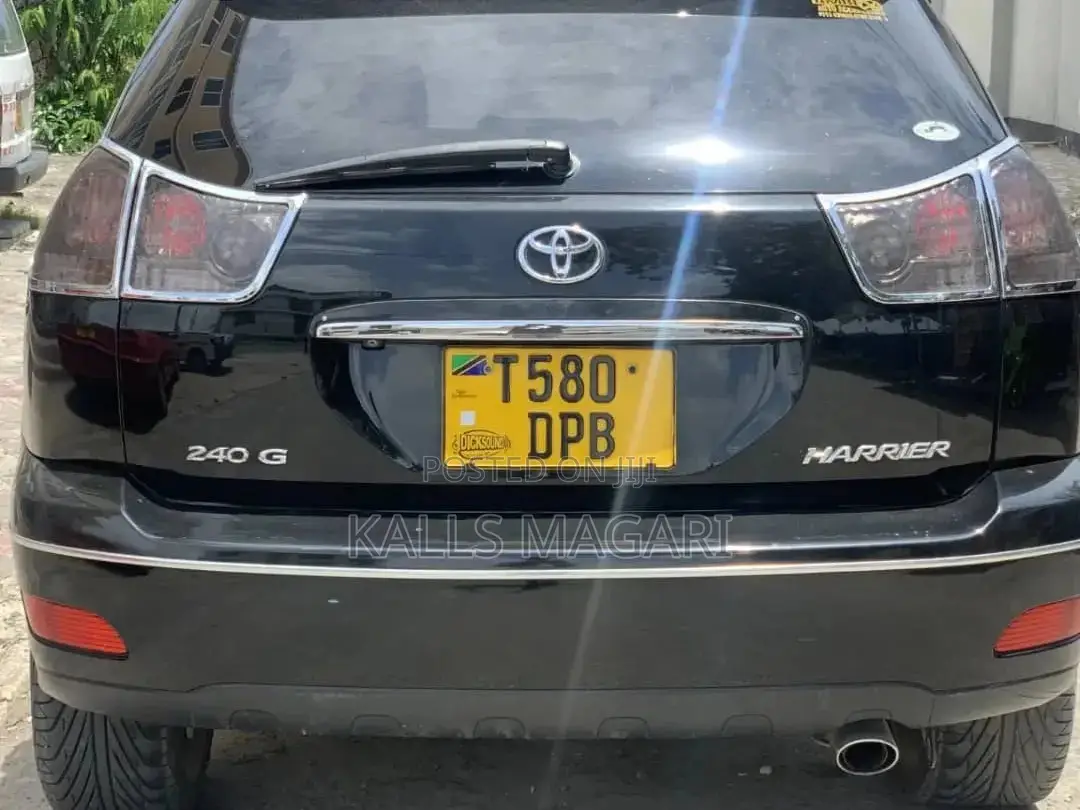 Toyota Harrier 2005 Black