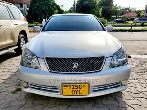 Toyota Crown 2005 Silver
