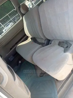 Toyota Noah 2001 2.0 AWD (8 Seater) Silver