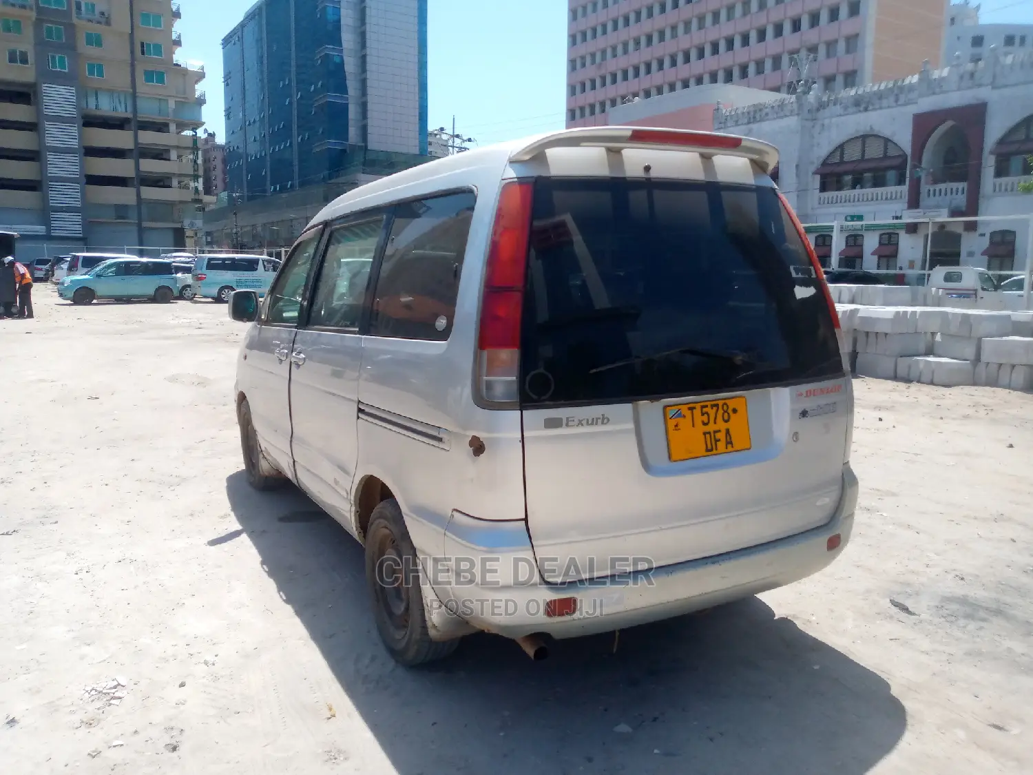 Toyota Noah 2001 2.0 AWD (8 Seater) Silver