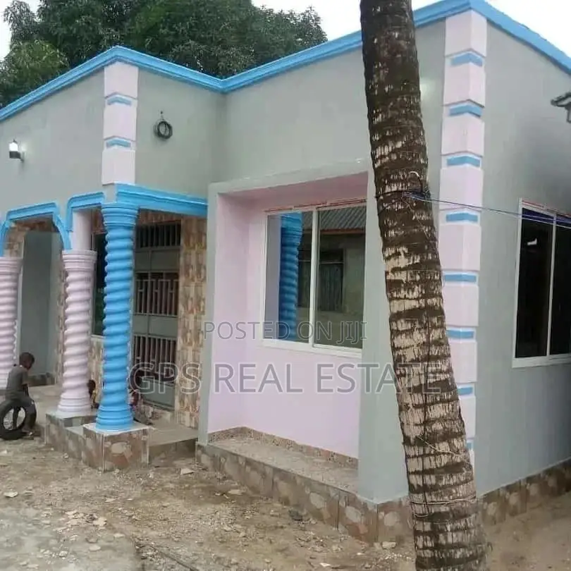 Three Bedroom House In Kisiwani For Sale