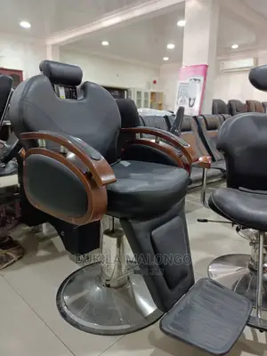 Kiti Cha Saloon