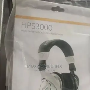 Behringer HPS 3000