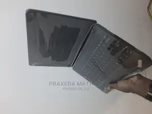 Laptop Lenovo ThinkPad X131e 4GB Intel Celeron HDD 320GB