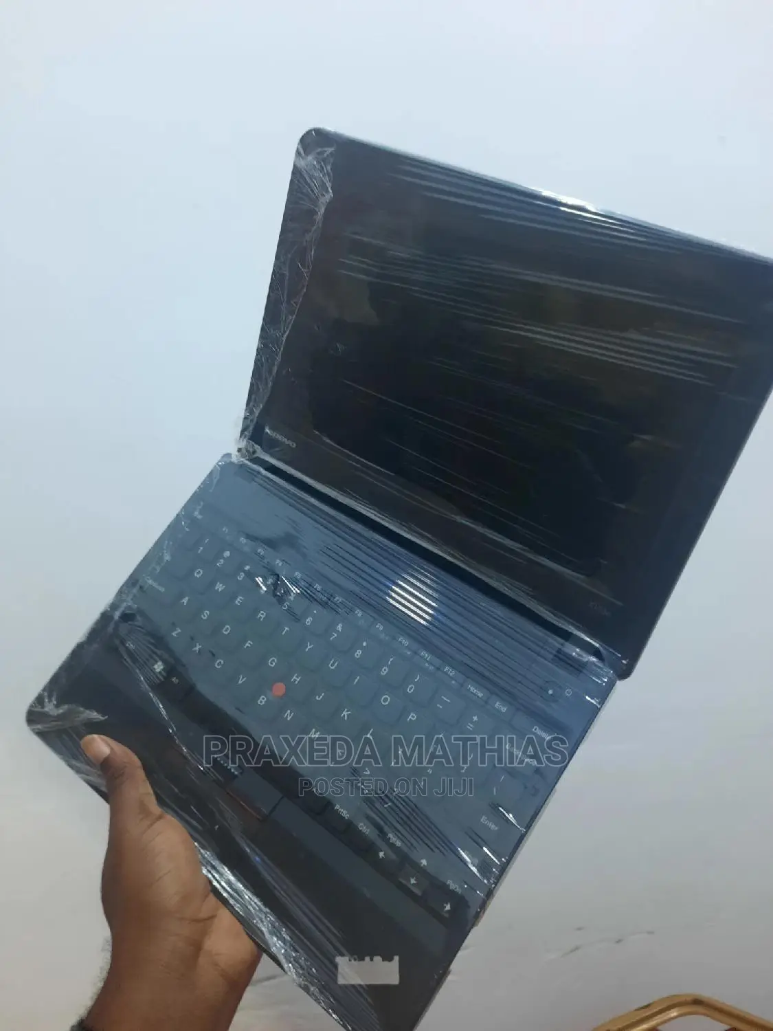 Laptop Lenovo ThinkPad X131e 4GB Intel Celeron HDD 320GB