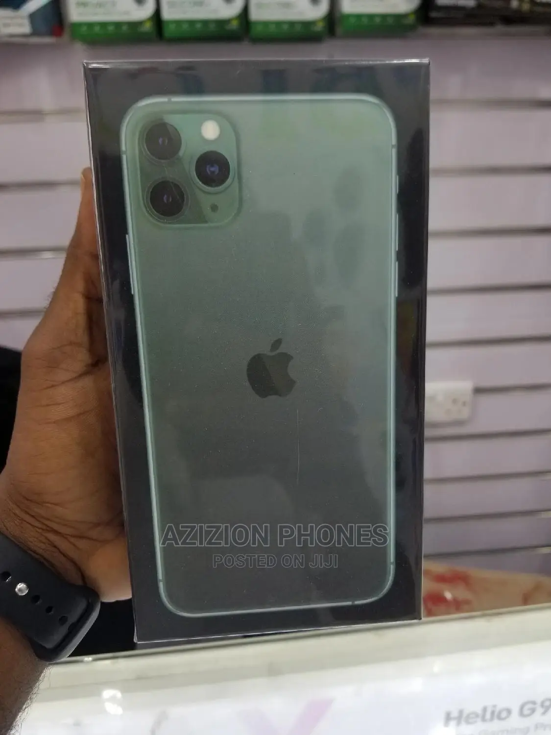 New Apple iPhone 11 Pro Max 256 GB Green
