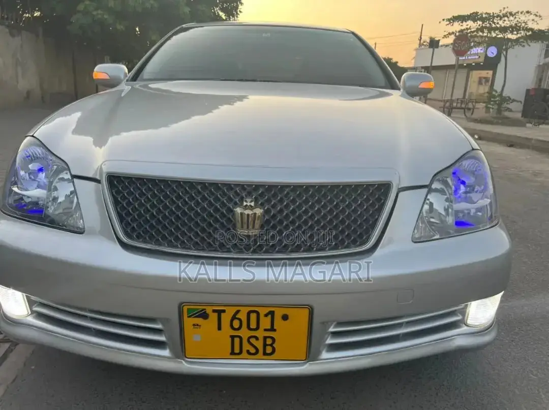 Toyota Crown 2007 Silver