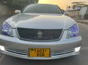 Toyota Crown 2007 Silver