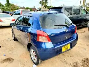 Toyota Vitz 2007 Blue