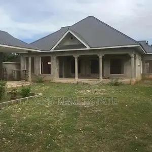 Four Bedroom House In Tegeta Masaiti For Sale