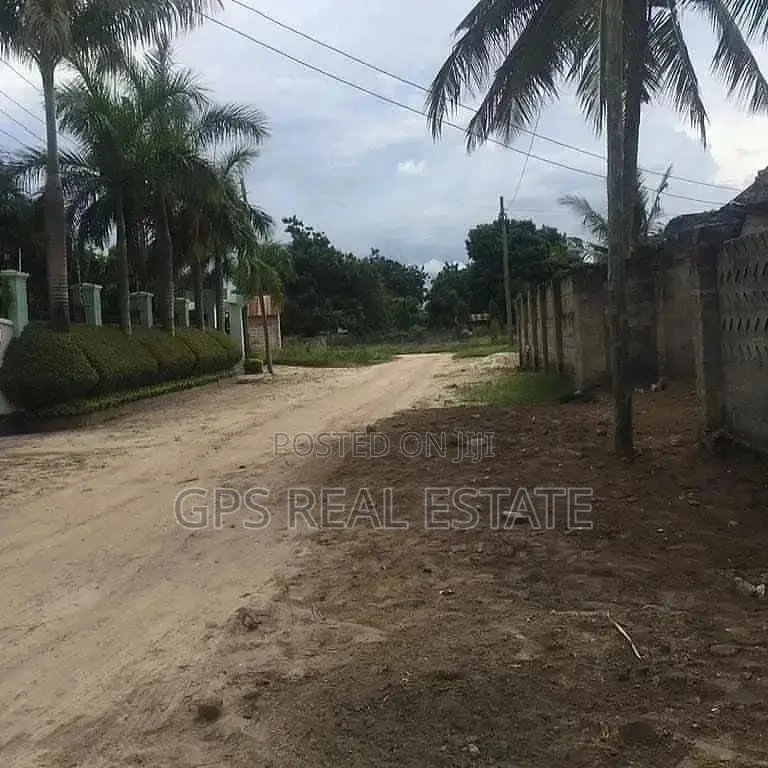 Four Bedroom House In Tegeta Masaiti For Sale