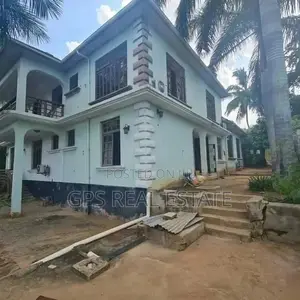 5bdrm House in Mansa Musa, Kinondoni for Sale
