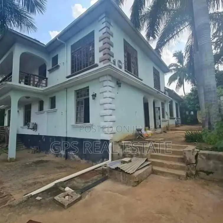 5bdrm House in Mansa Musa, Kinondoni for Sale