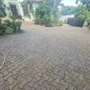 5bdrm House in Mansa Musa, Kinondoni for Sale