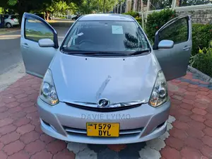 Toyota Wish 2006 Silver