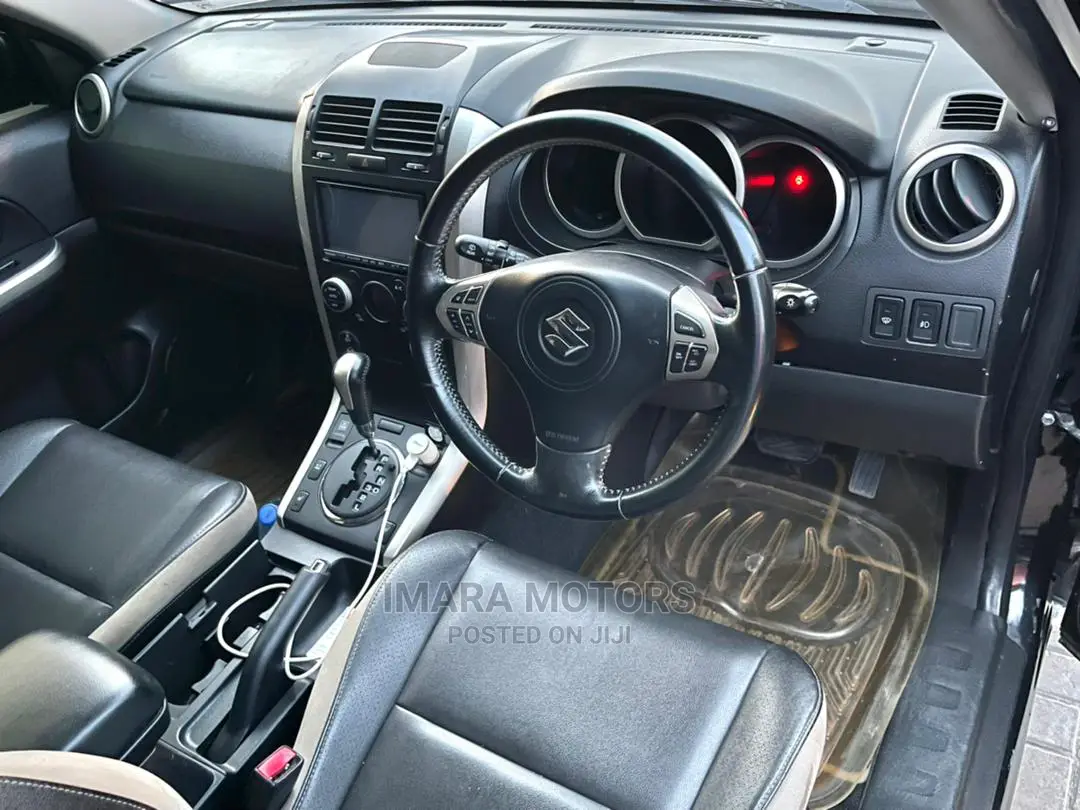 Suzuki Escudo 2014 SV Premium Black