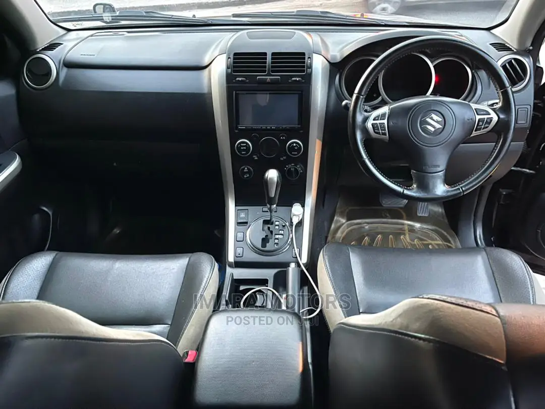 Suzuki Escudo 2014 SV Premium Black