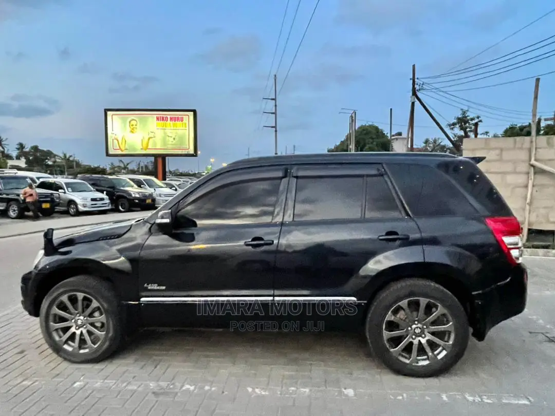 Suzuki Escudo 2014 SV Premium Black