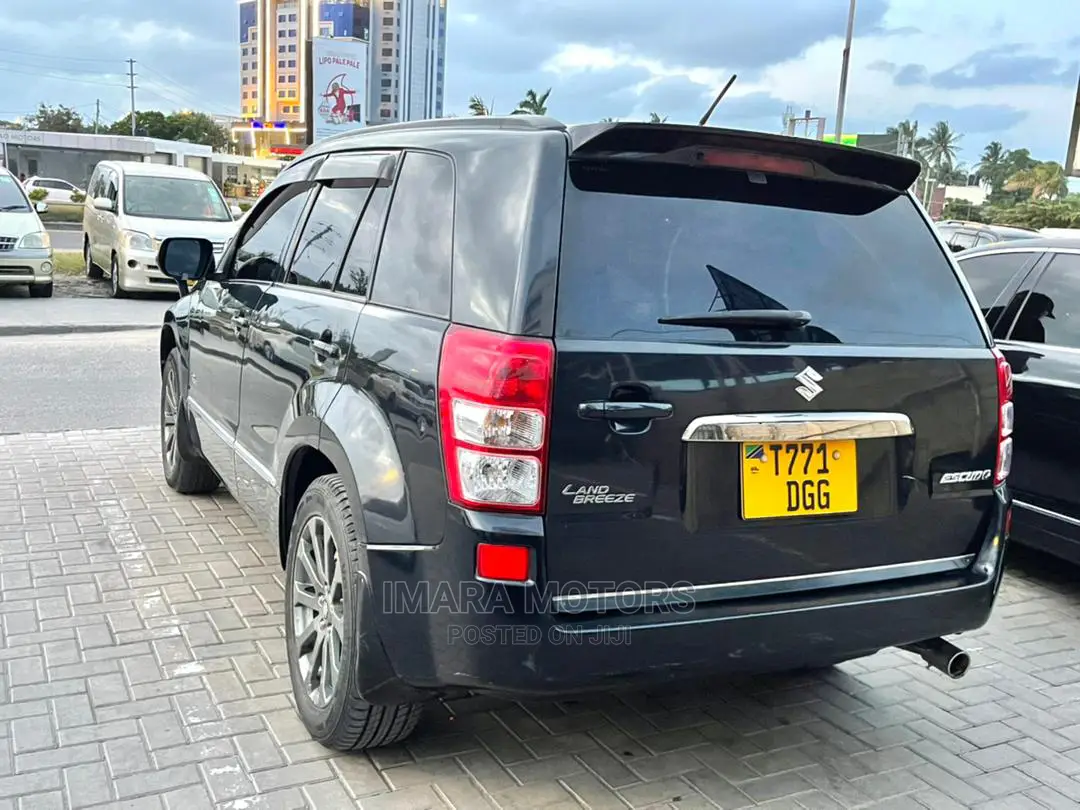Suzuki Escudo 2014 SV Premium Black