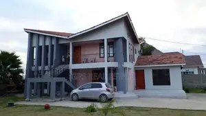 5bdrm House in Mansa Mussa, Kigamboni for Sale