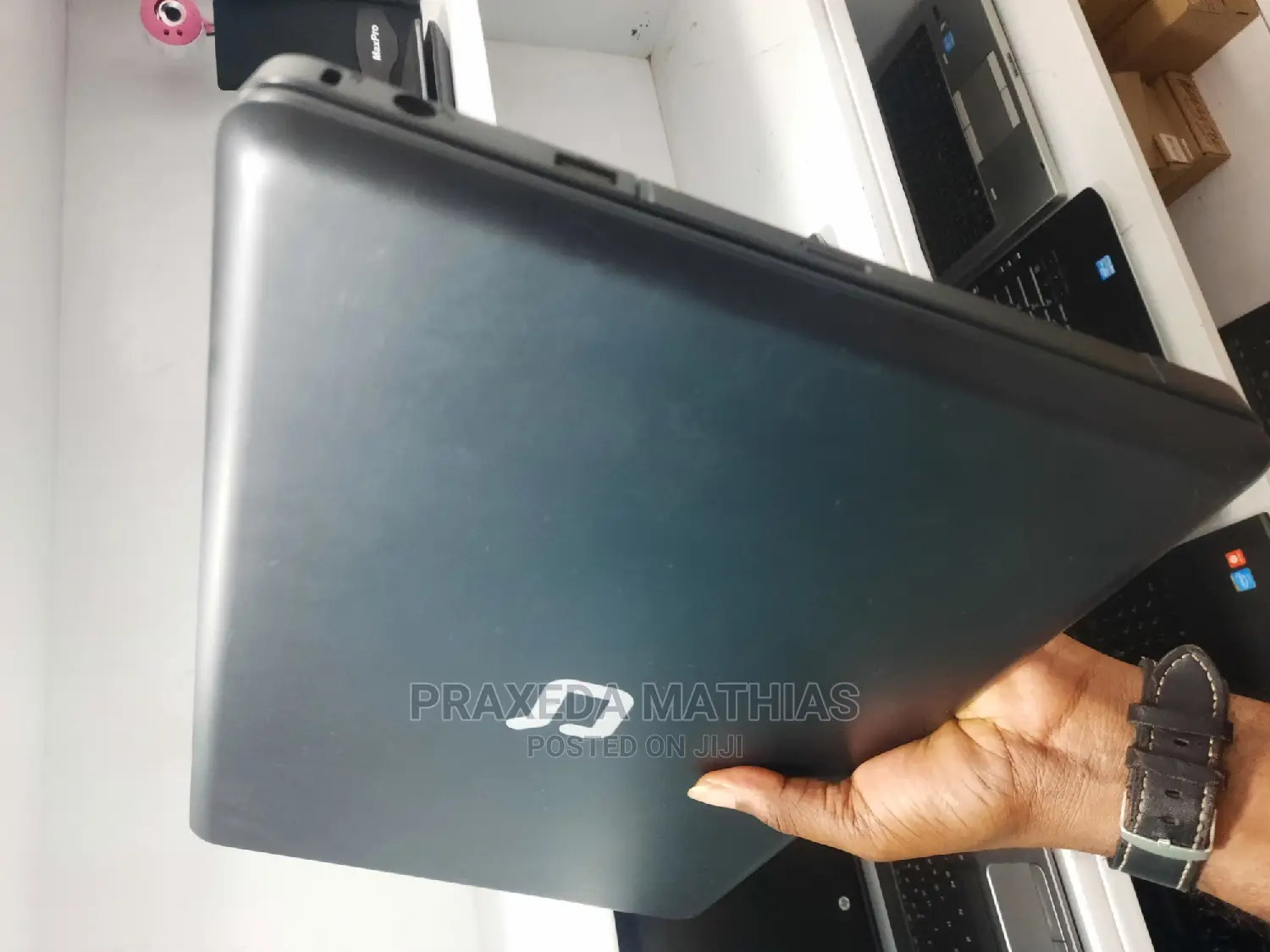 Laptop HP Compaq 420 4GB Intel Pentium HDD 320GB