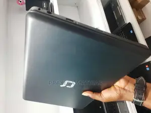 Laptop HP Compaq 420 4GB Intel Pentium HDD 320GB