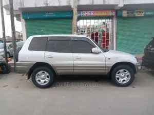 Toyota RAV4 1998 Cabriolet White