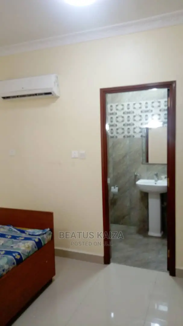 3bdrm Block of Flats in Upanga Mfaume Street for rent