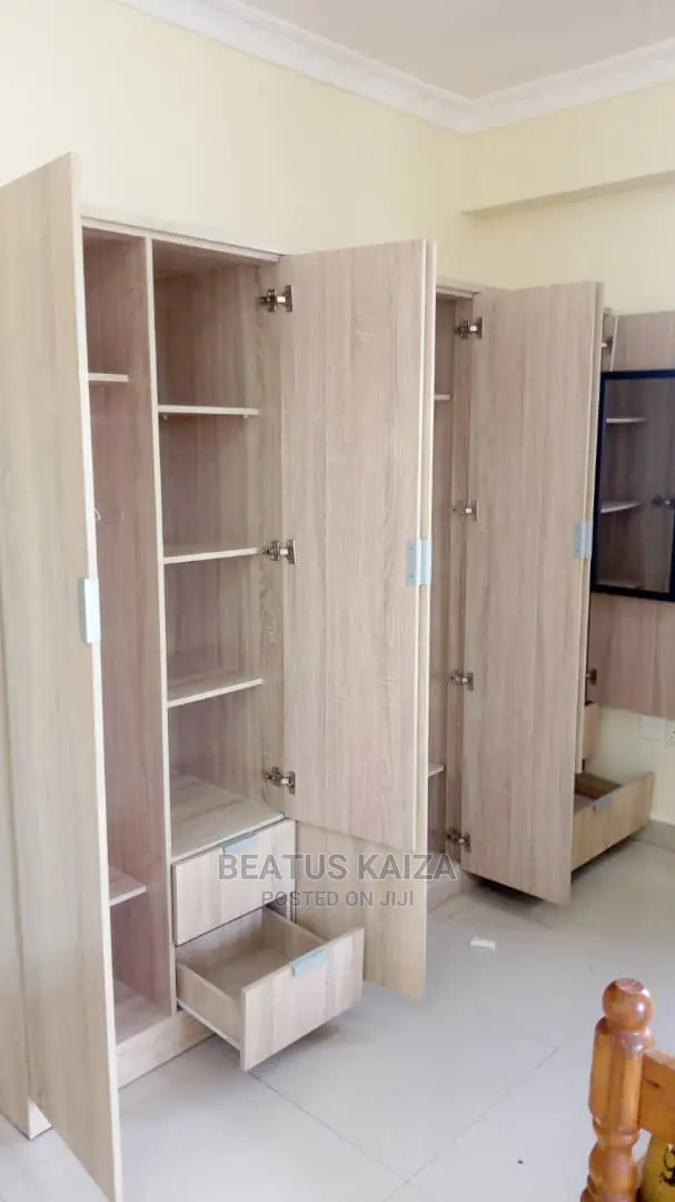 3bdrm Block of Flats in Upanga Mfaume Street for rent