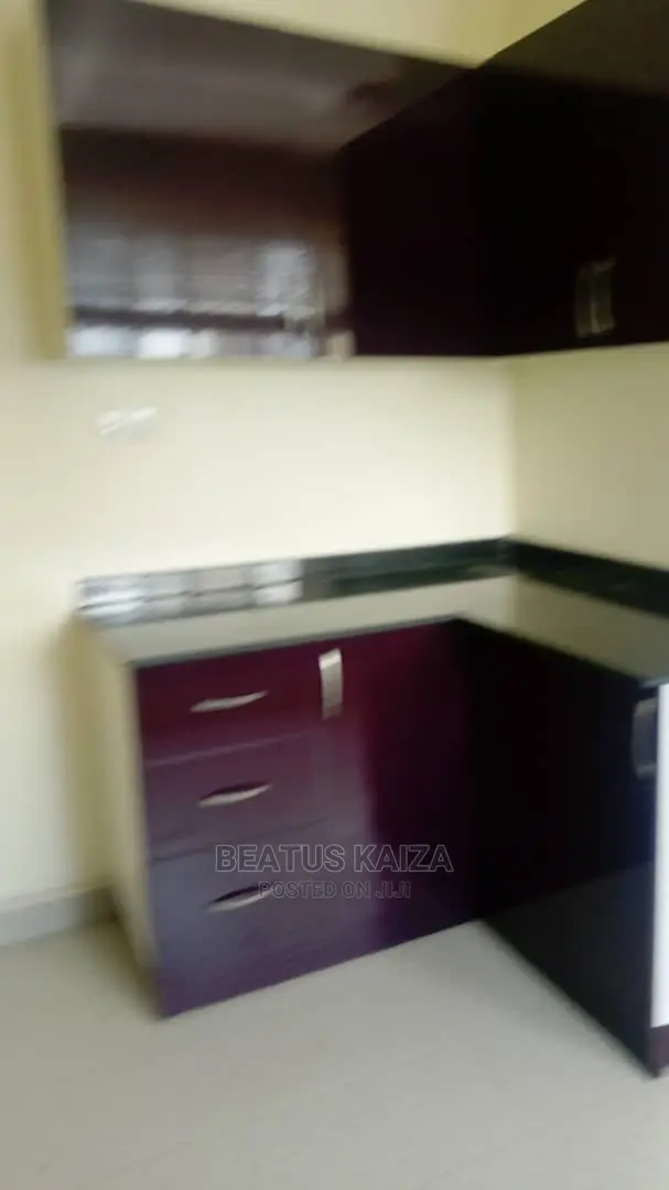 3bdrm Block of Flats in Upanga Mfaume Street for rent