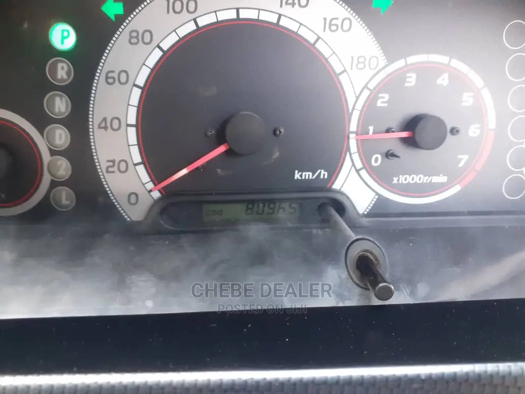 Toyota Noah 2.0 AWD (8 Seater) 2001 Silver