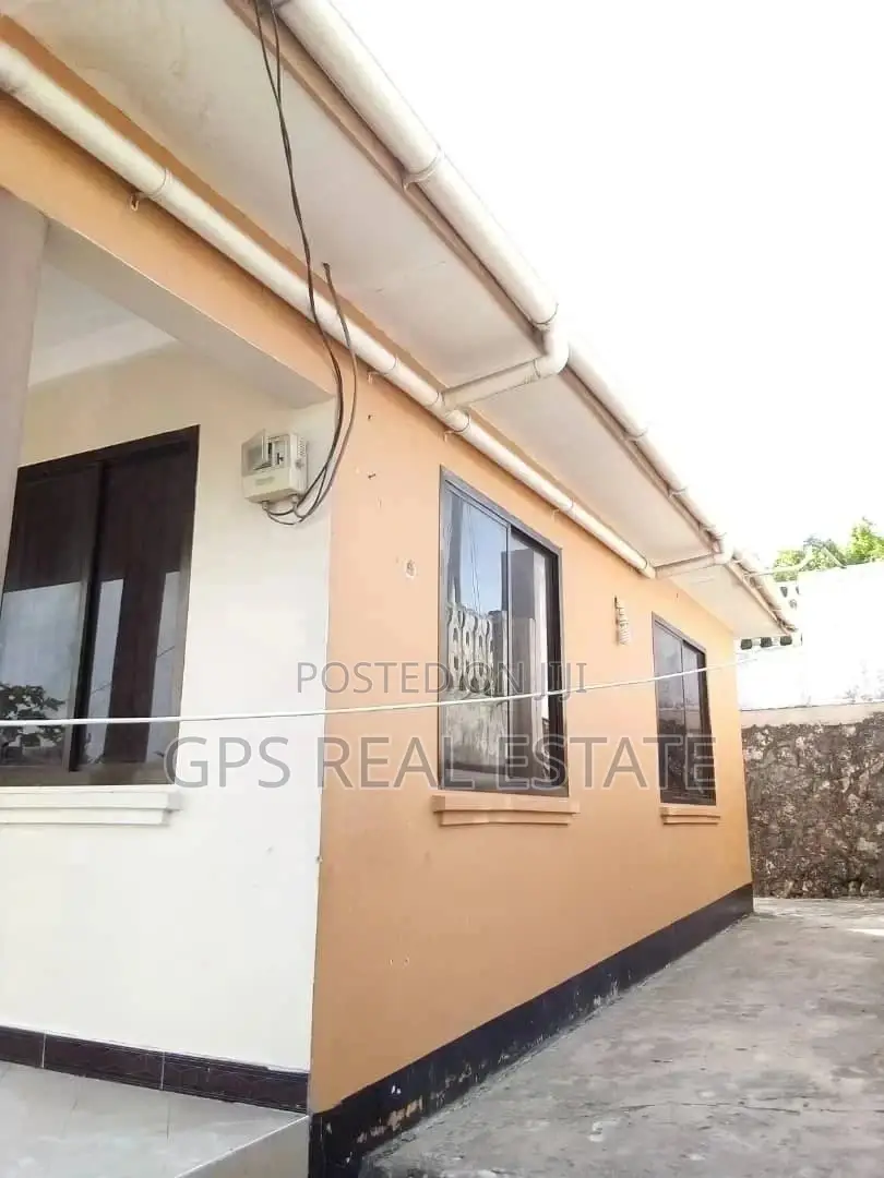 3bdrm House in Mansa Mussa, Kinondoni for Sale