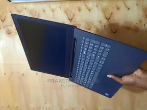 Laptop Lenovo IdeaPad 300 4GB Intel Pentium HDD 500GB