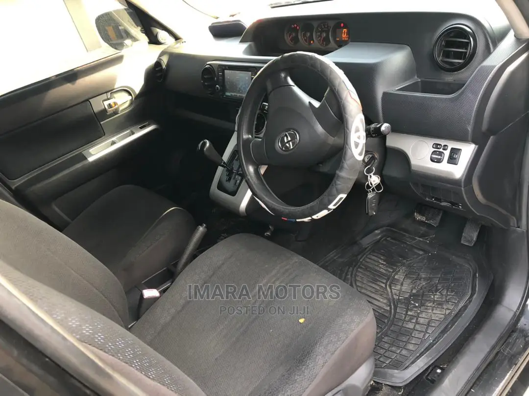 Toyota Corolla Rumion 2007 Black