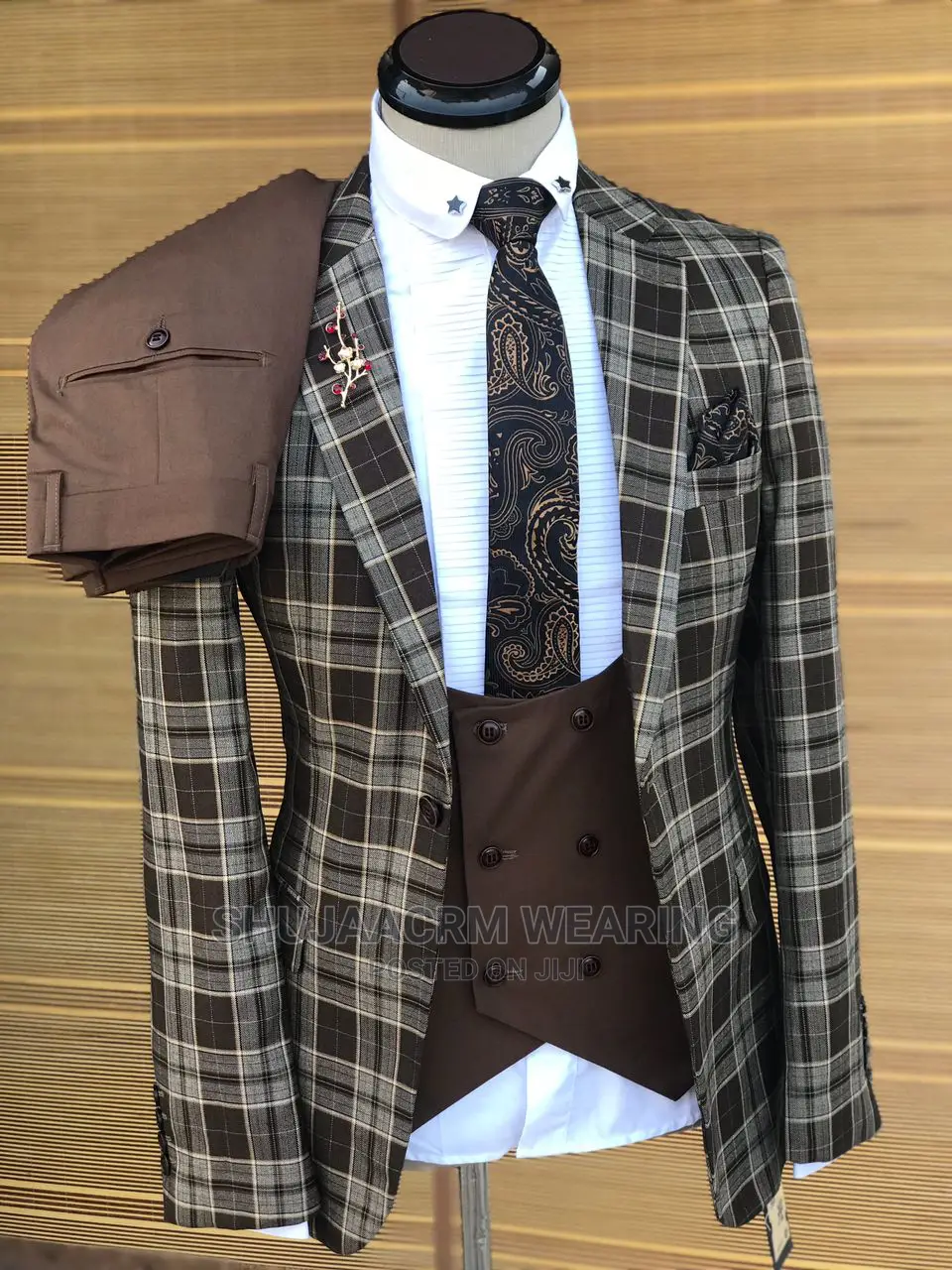 Modern Suits Wear