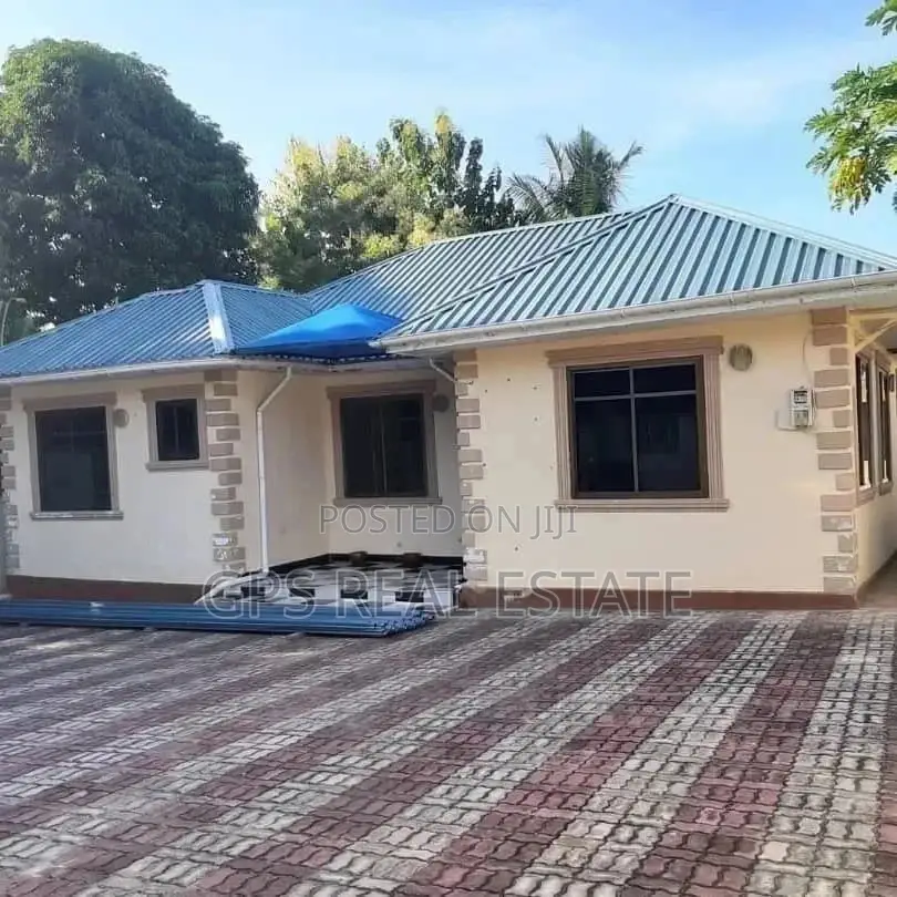 Three Bedroom House In Mapinga For Sale