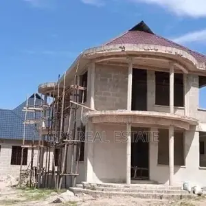 Five Bedroom House In Boko For Sale