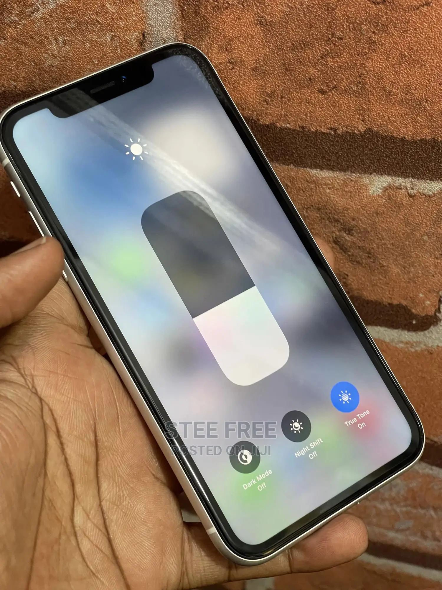 Apple iPhone XR 64 GB White